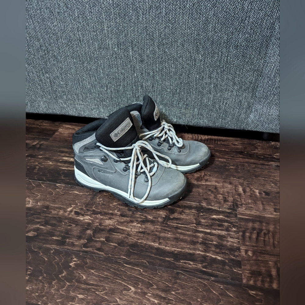Grey Columbia boots